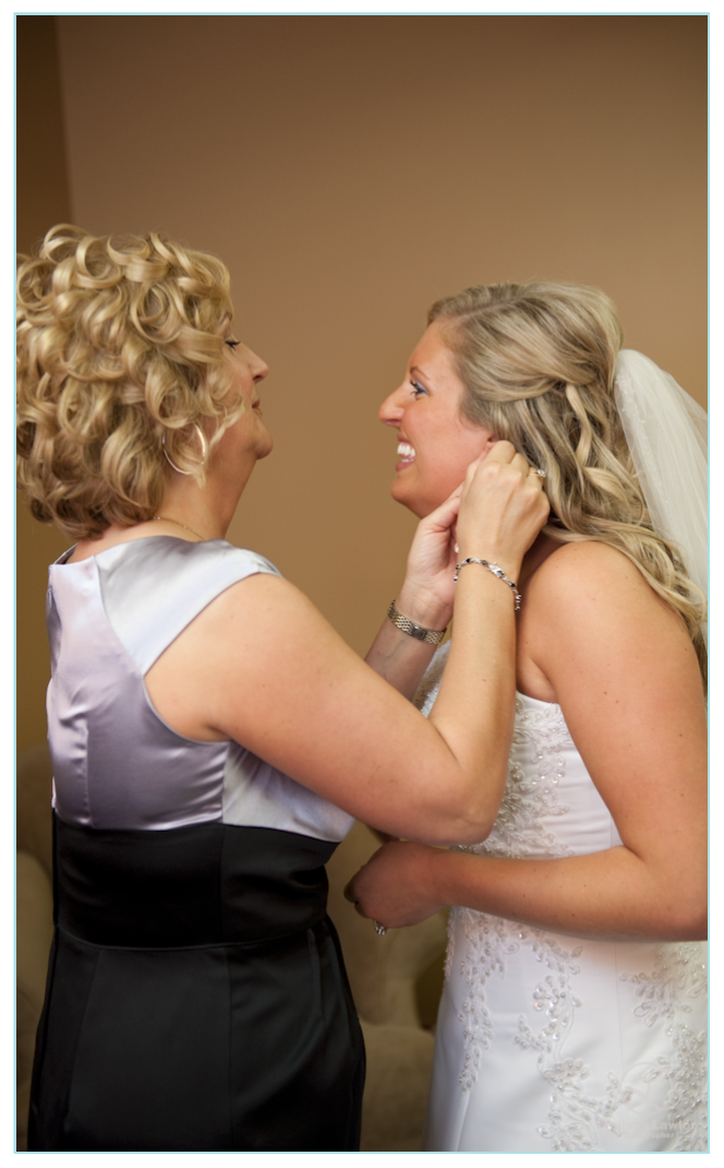 bride and mom by wedding photojournalist
